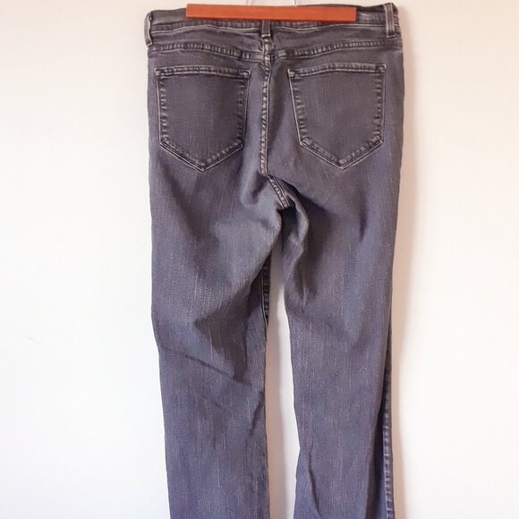 NYDJ High Rise Straight Leg Size 16 Medium Wash - Picture 7 of 14